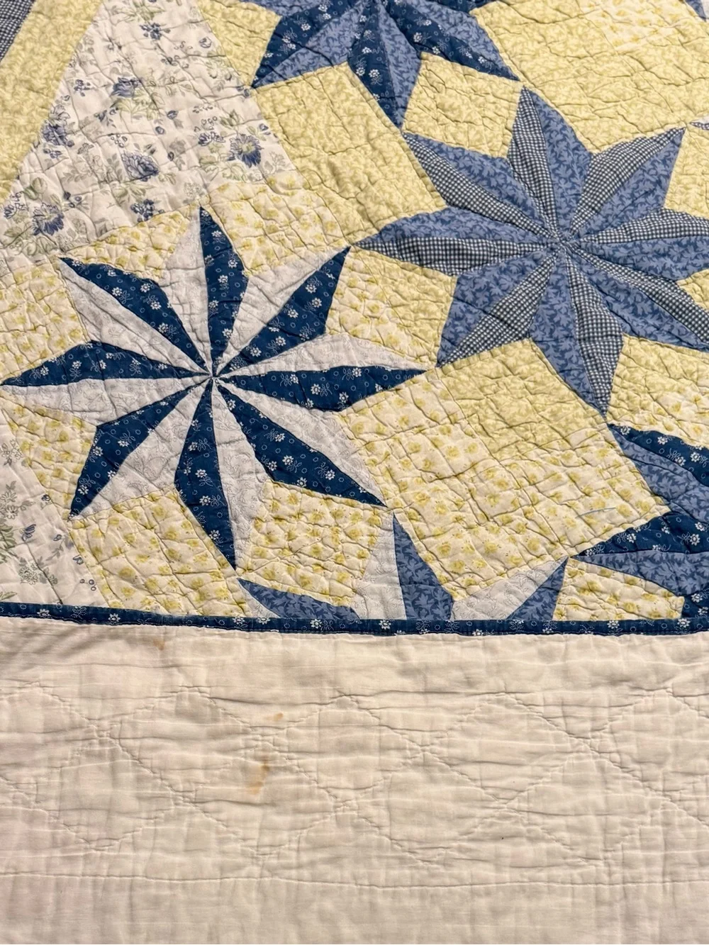 Vintage Handmade Star Patchwork Quilt in Blue and Green 84 x 98